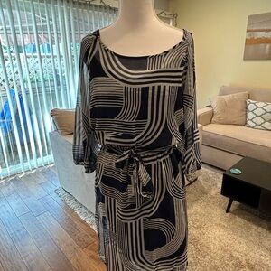 Banana Republic Navy and White Long Sleeve Dress